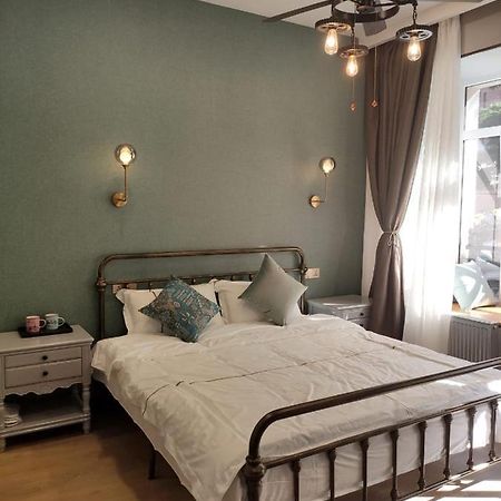 Qin Boutique Hotel Tbilisi Esterno foto