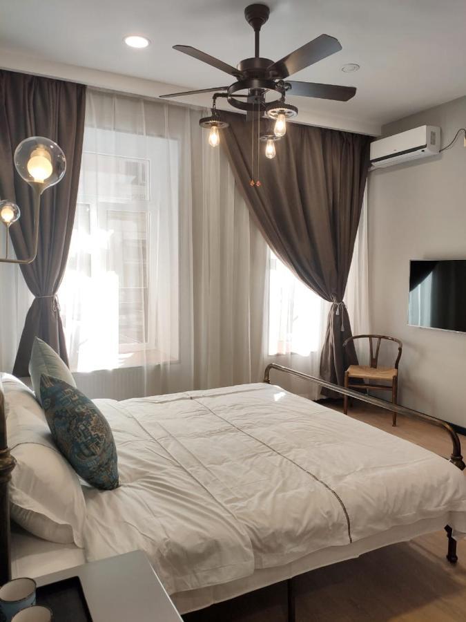 Qin Boutique Hotel Tbilisi Esterno foto
