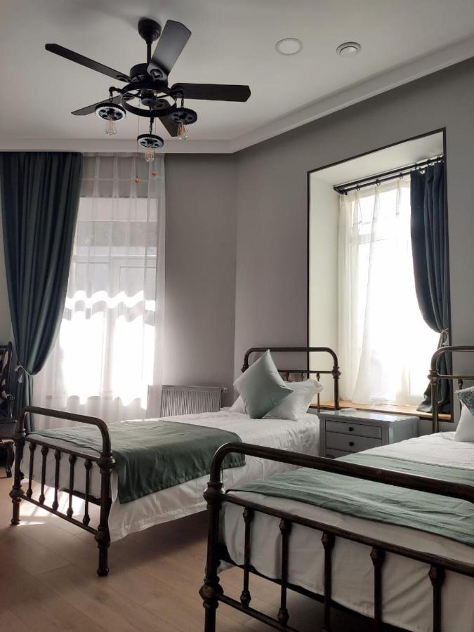 Qin Boutique Hotel Tbilisi Esterno foto
