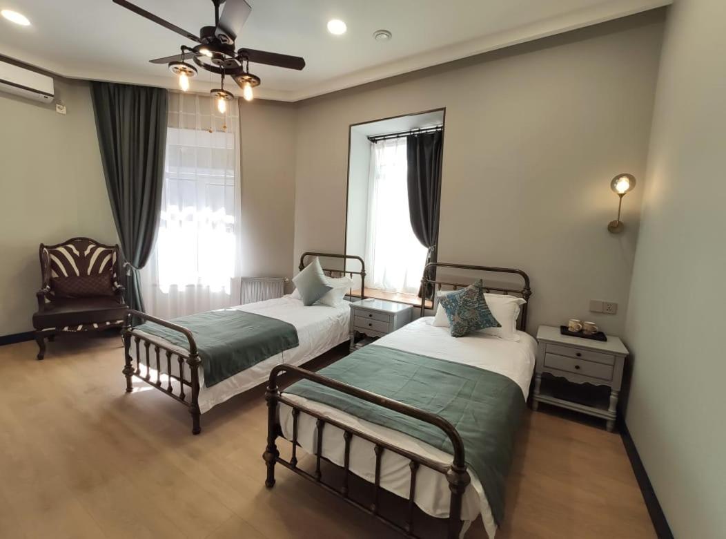 Qin Boutique Hotel Tbilisi Esterno foto